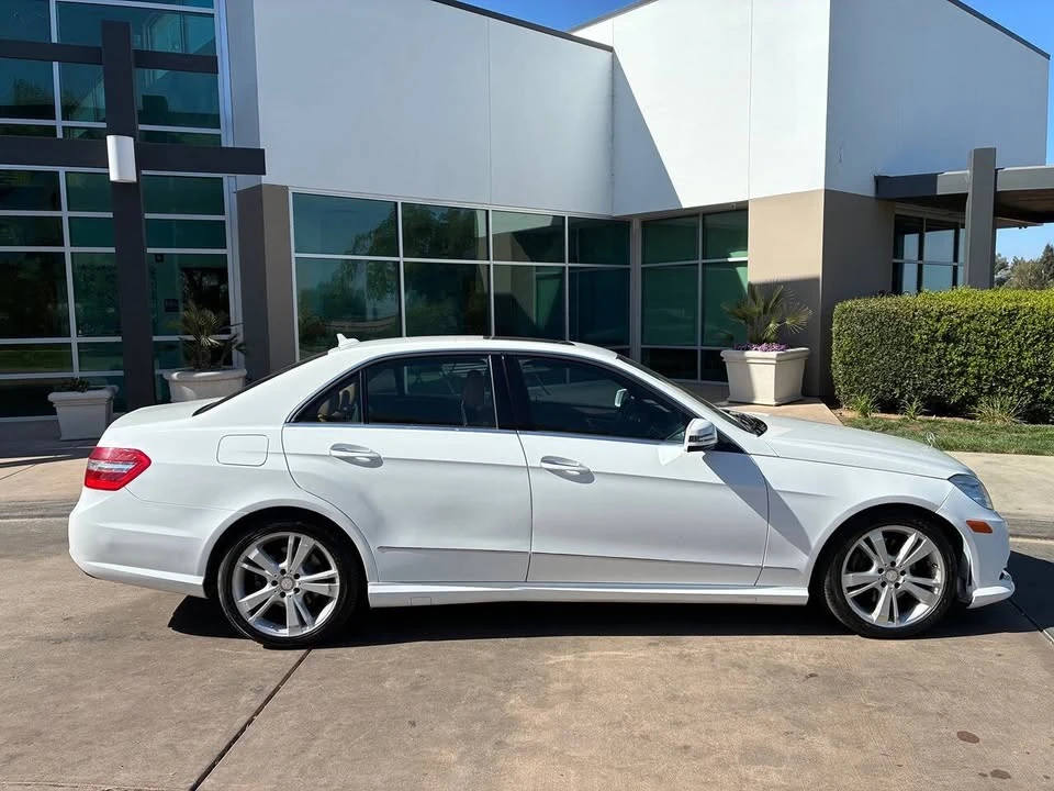 2013 Mercedes-Benz W212 E-Class - Image 10 of 16