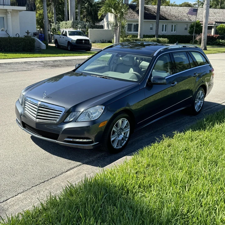 2013 Mercedes-Benz W212 E-Class - Image 6 of 12