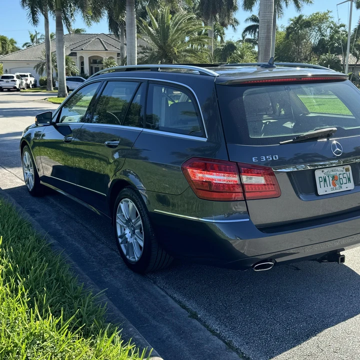 2013 Mercedes-Benz W212 E-Class - Image 9 of 12