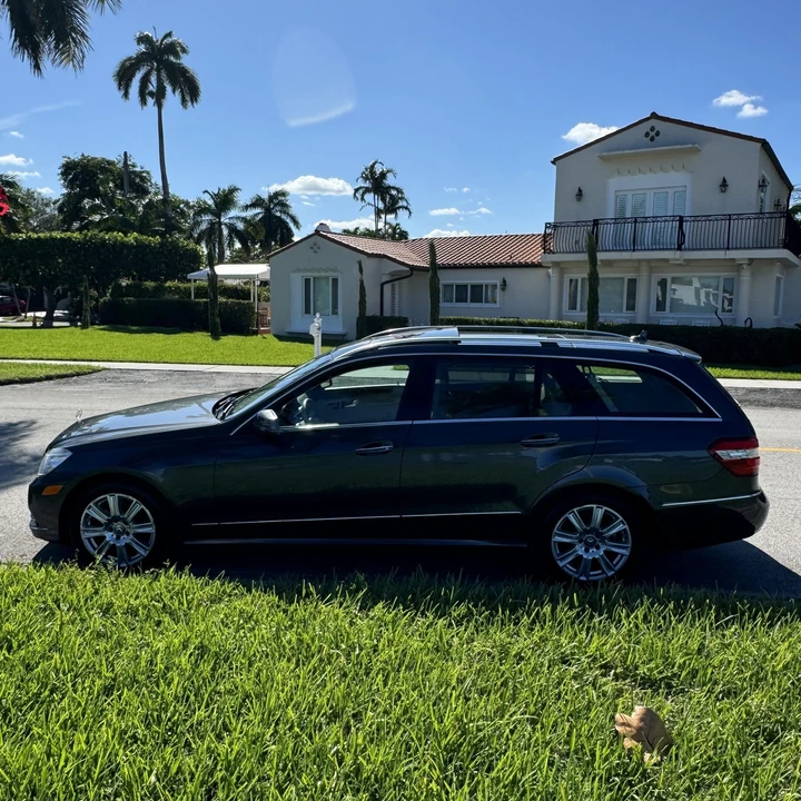 2013 Mercedes-Benz W212 E-Class - Image 7 of 12