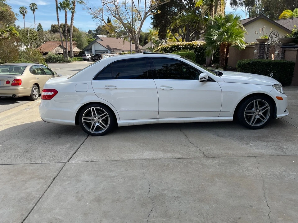 2013 Mercedes-Benz W212 E-Class - Image 2 of 9