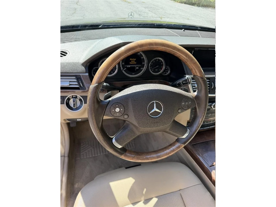 2013 Mercedes-Benz W212 E-Class - Image 11 of 20