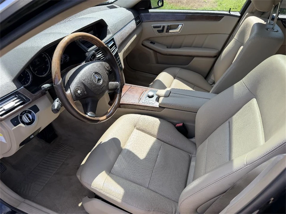 2013 Mercedes-Benz W212 E-Class - Image 13 of 20