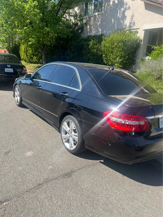 2013 Mercedes-Benz W212 E-Class - Image 2 of 4