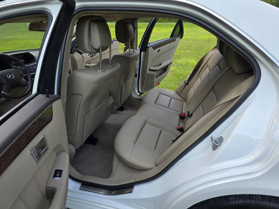 2013 Mercedes-Benz W212 E-Class - Image 14 of 20