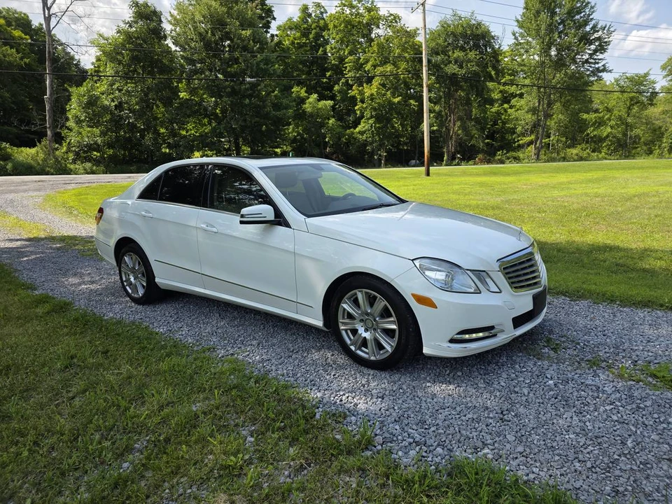 2013 Mercedes-Benz W212 E-Class - Image 4 of 20