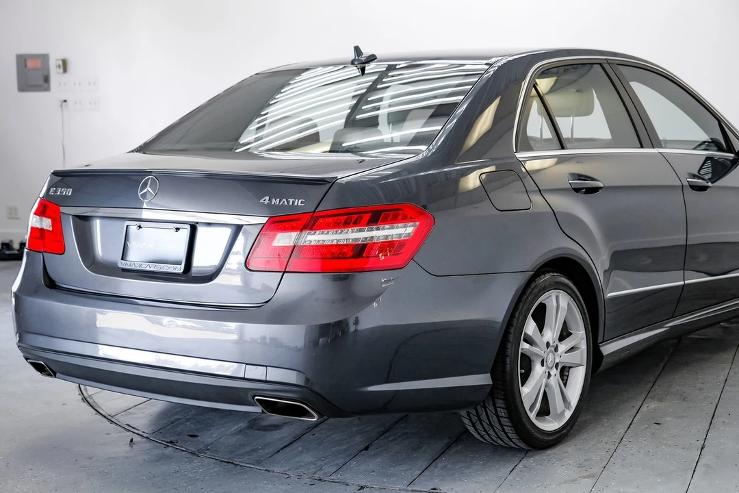 2013 Mercedes-Benz W212 E-Class - Image 11 of 21