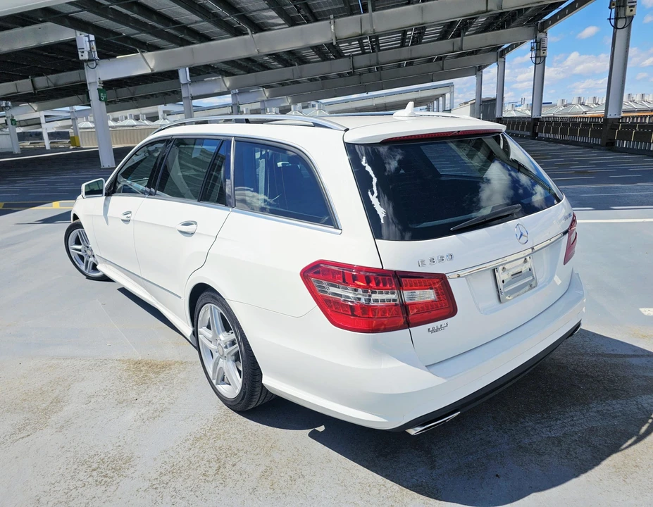 2013 Mercedes-Benz W212 E-Class - Image 11 of 21