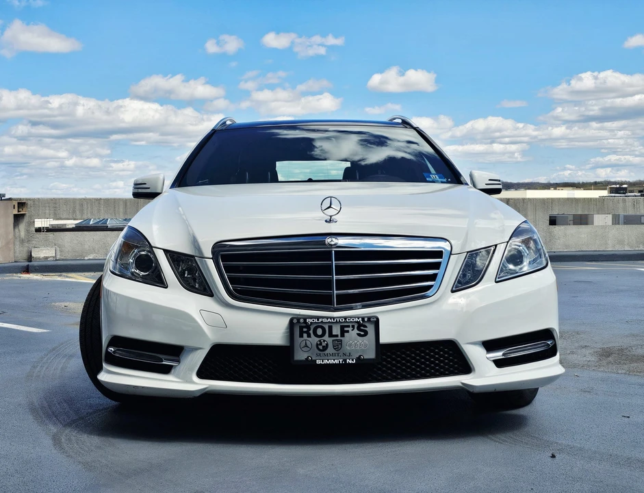 2013 Mercedes-Benz W212 E-Class - Image 3 of 21