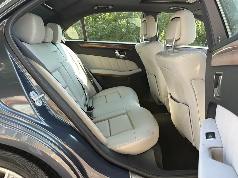 2013 Mercedes-Benz W212 E-Class - Image 15 of 20