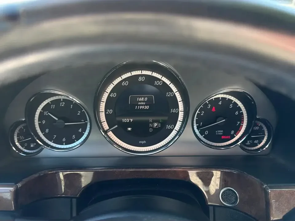 2013 Mercedes-Benz W212 E-Class - Image 11 of 20