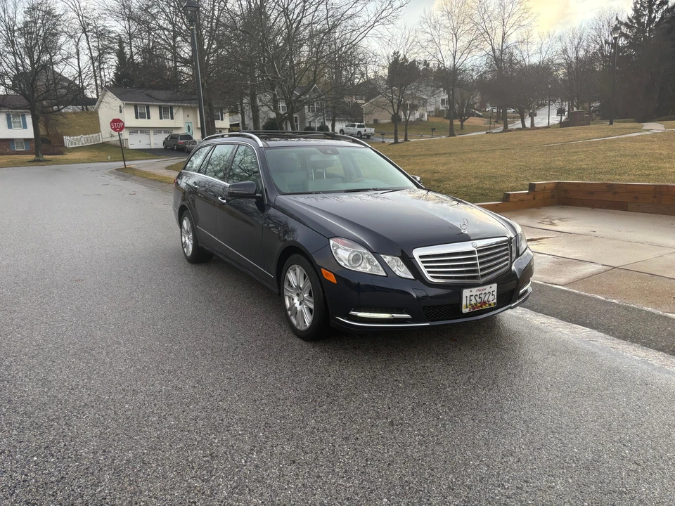 2013 Mercedes-Benz W212 E-Class - Image 16 of 31
