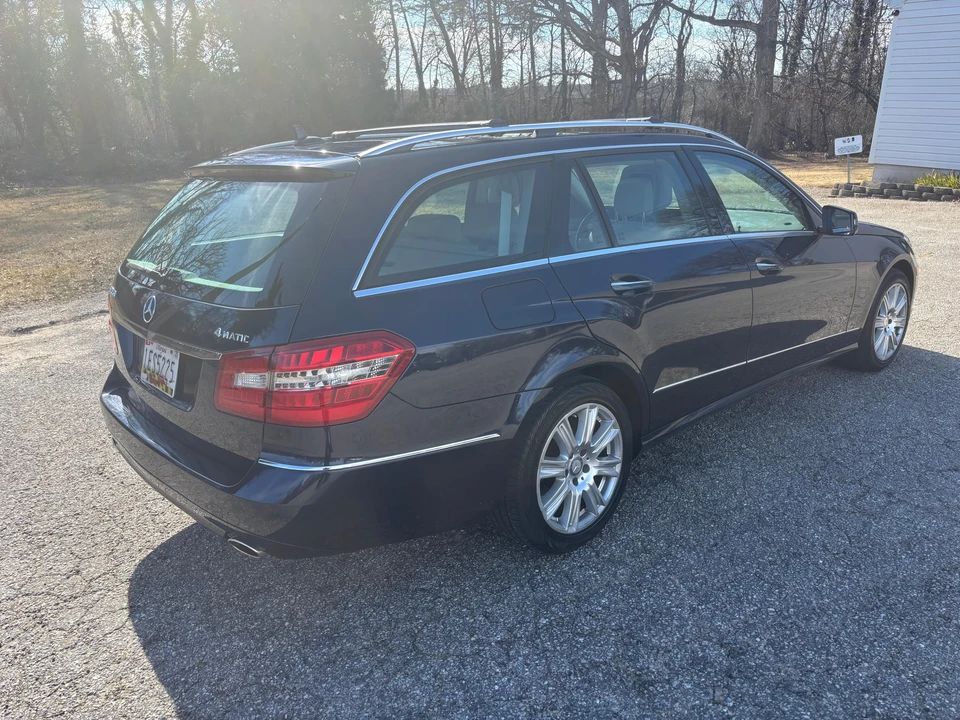 2013 Mercedes-Benz W212 E-Class - Image 9 of 31