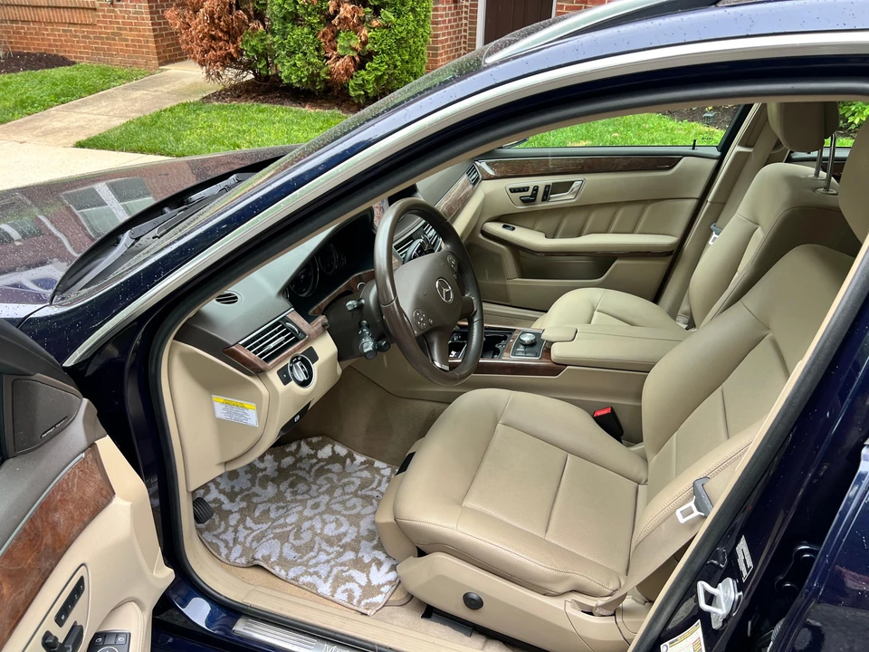 2013 Mercedes-Benz W212 E-Class - Image 23 of 31