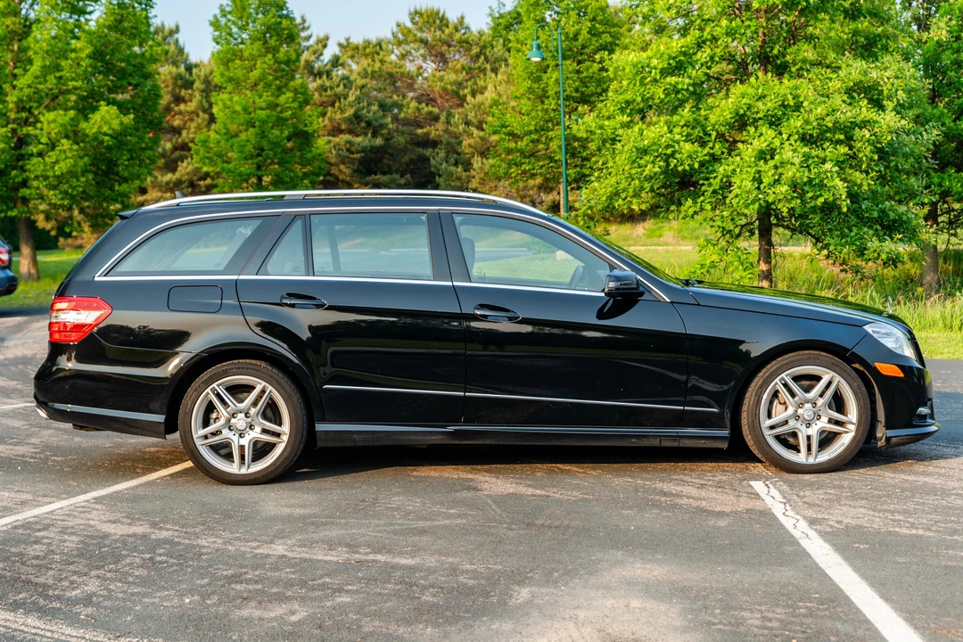 2013 Mercedes-Benz W212 E-Class - Image 8 of 31