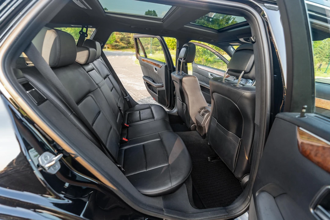 2013 Mercedes-Benz W212 E-Class - Image 28 of 31