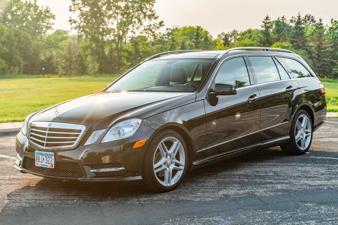 2013 Mercedes-Benz W212 E-Class - Image 6 of 31