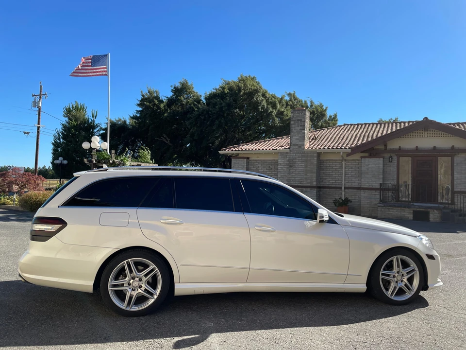 2013 Mercedes-Benz W212 E-Class - Image 14 of 31