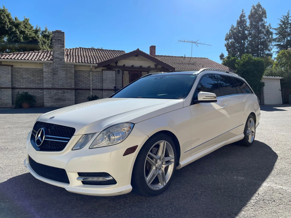 2013 Mercedes-Benz W212 E-Class - Image 8 of 31