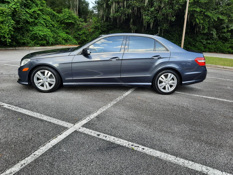 2013 Mercedes-Benz W212 E-Class - Image 26 of 31
