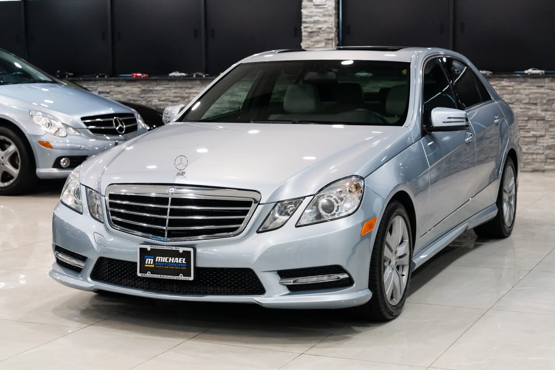 2013 Mercedes-Benz W212 E-Class - Image 6 of 31
