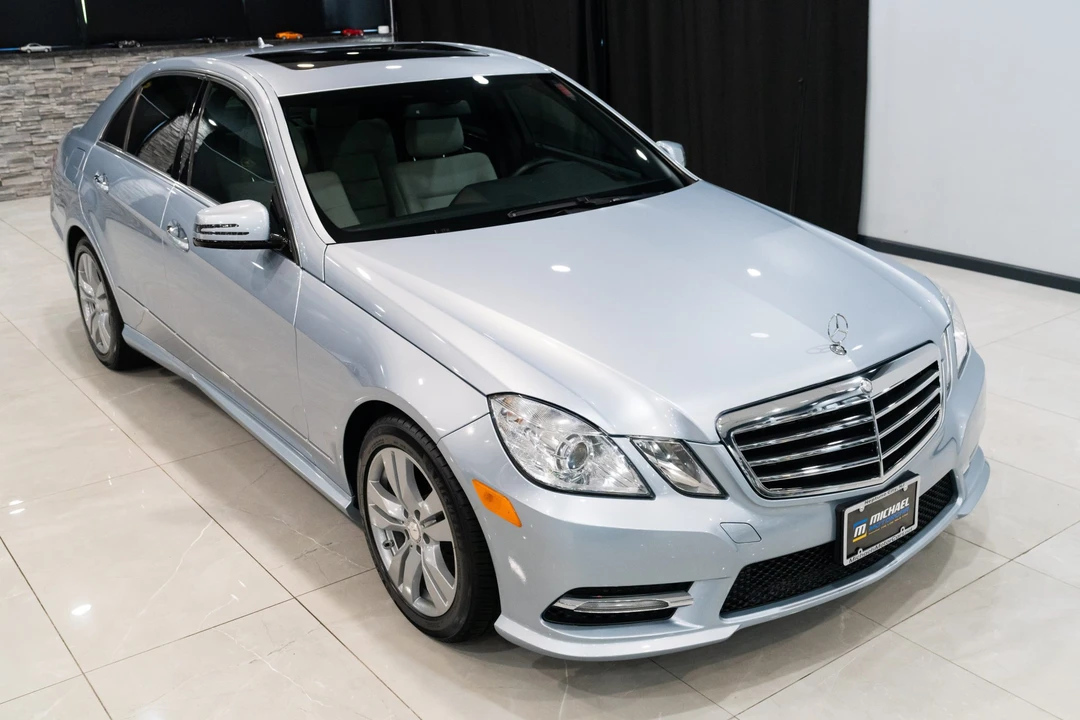 2013 Mercedes-Benz W212 E-Class - Image 2 of 31