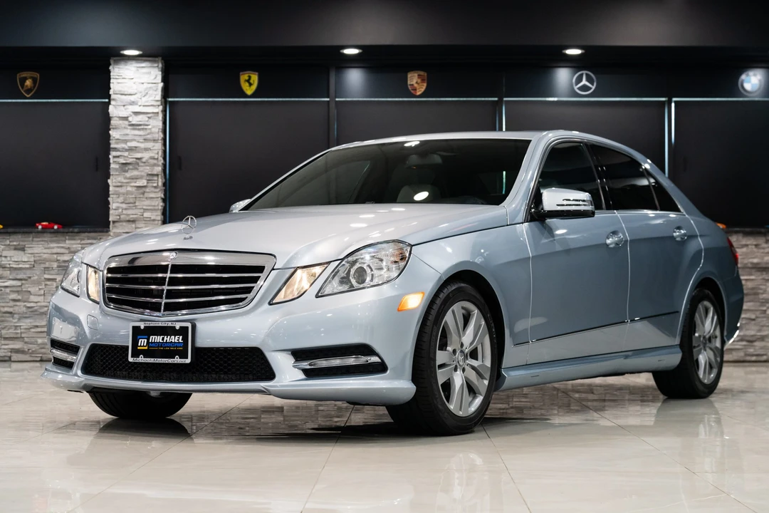 2013 Mercedes-Benz W212 E-Class - Image 10 of 31
