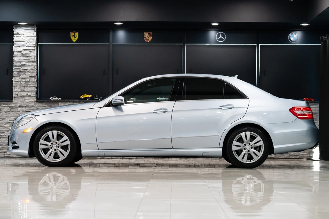 2013 Mercedes-Benz W212 E-Class - Image 13 of 31
