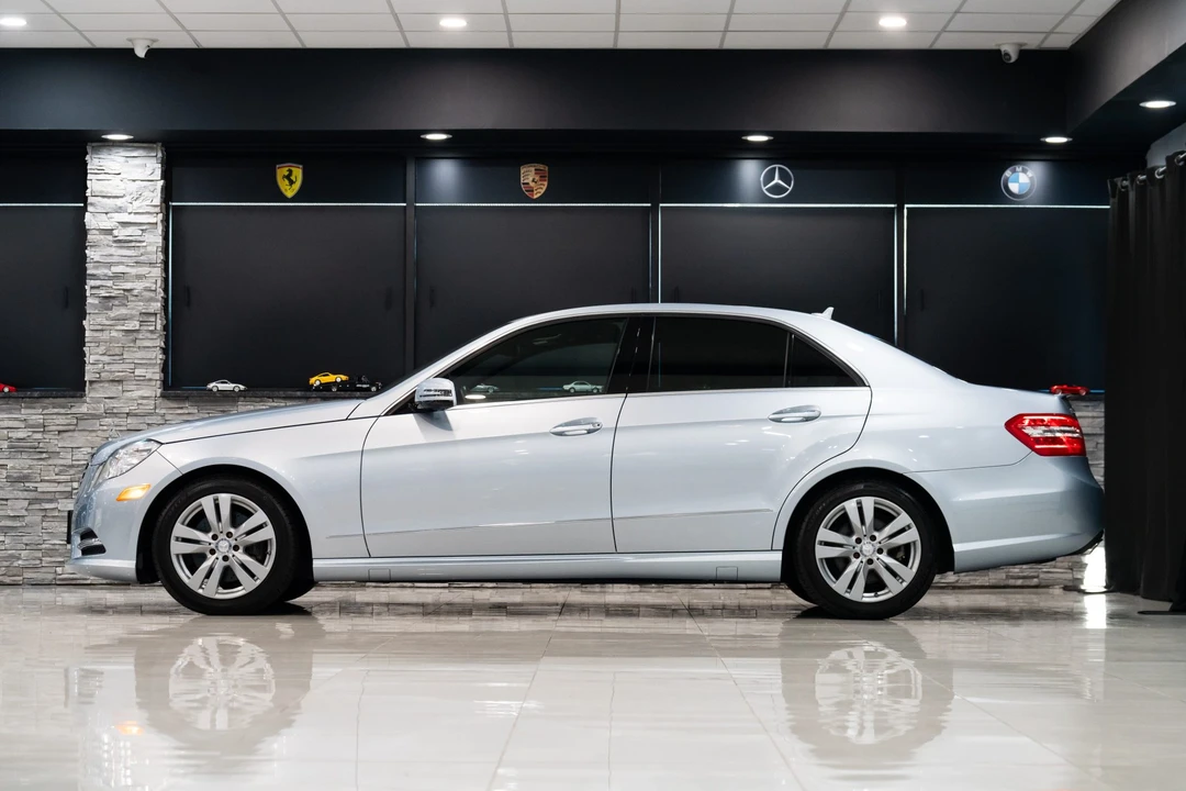2013 Mercedes-Benz W212 E-Class - Image 12 of 31