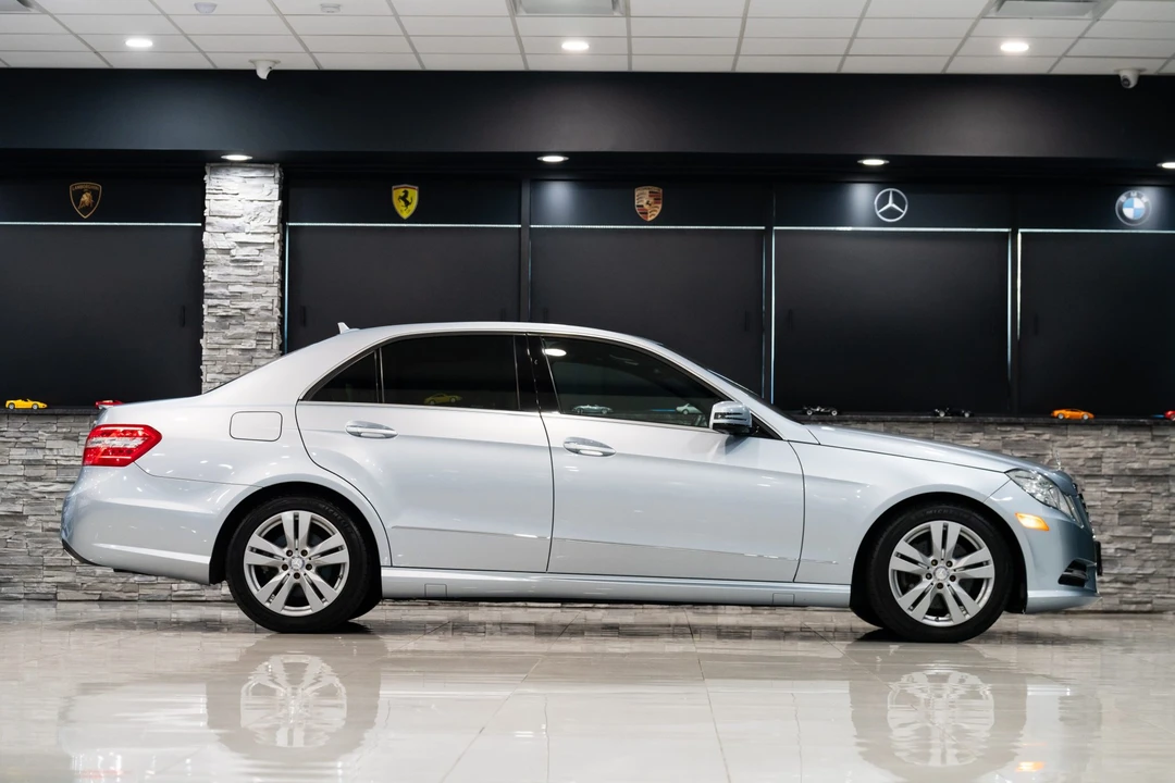 2013 Mercedes-Benz W212 E-Class - Image 30 of 31