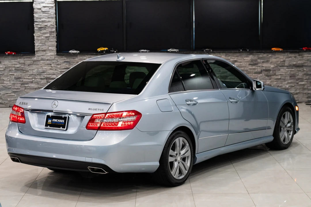 2013 Mercedes-Benz W212 E-Class - Image 24 of 31