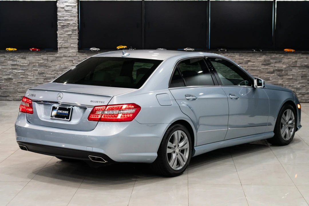 2013 Mercedes-Benz W212 E-Class - Image 25 of 31