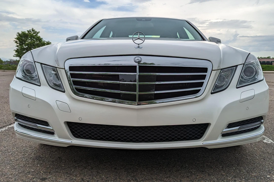 2013 Mercedes-Benz W212 E-Class - Image 2 of 31