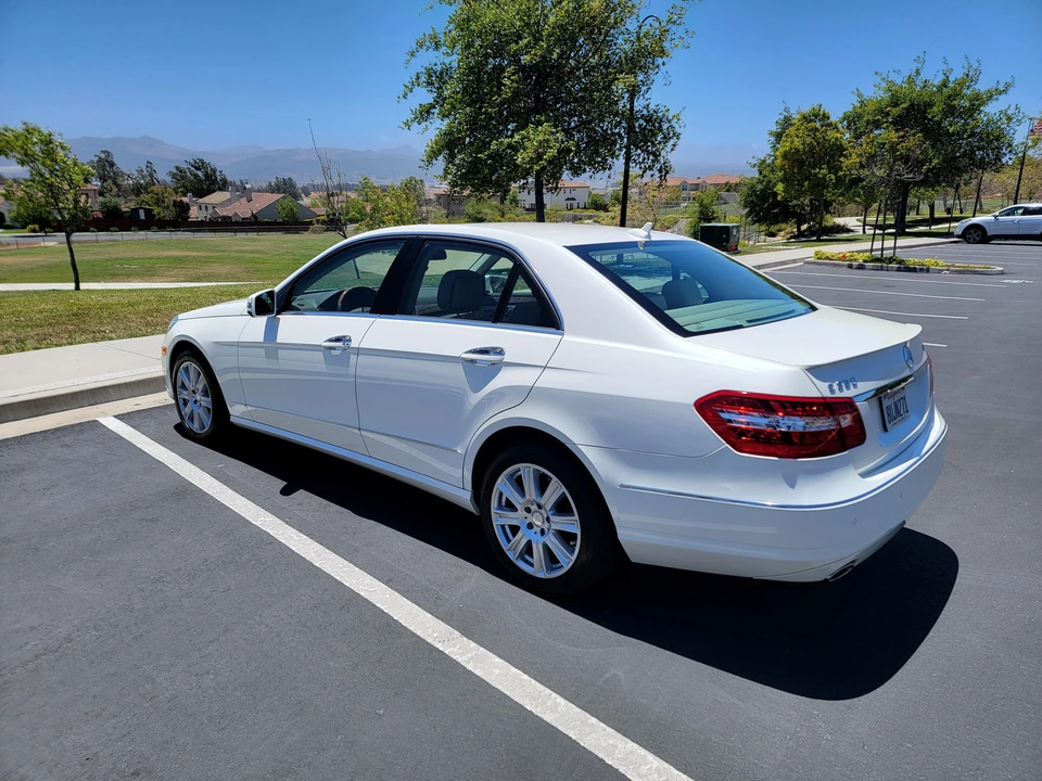 2013 Mercedes-Benz W212 E-Class - Image 12 of 31