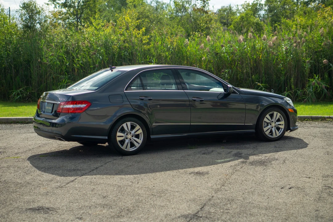2013 Mercedes-Benz W212 E-Class - Image 12 of 31