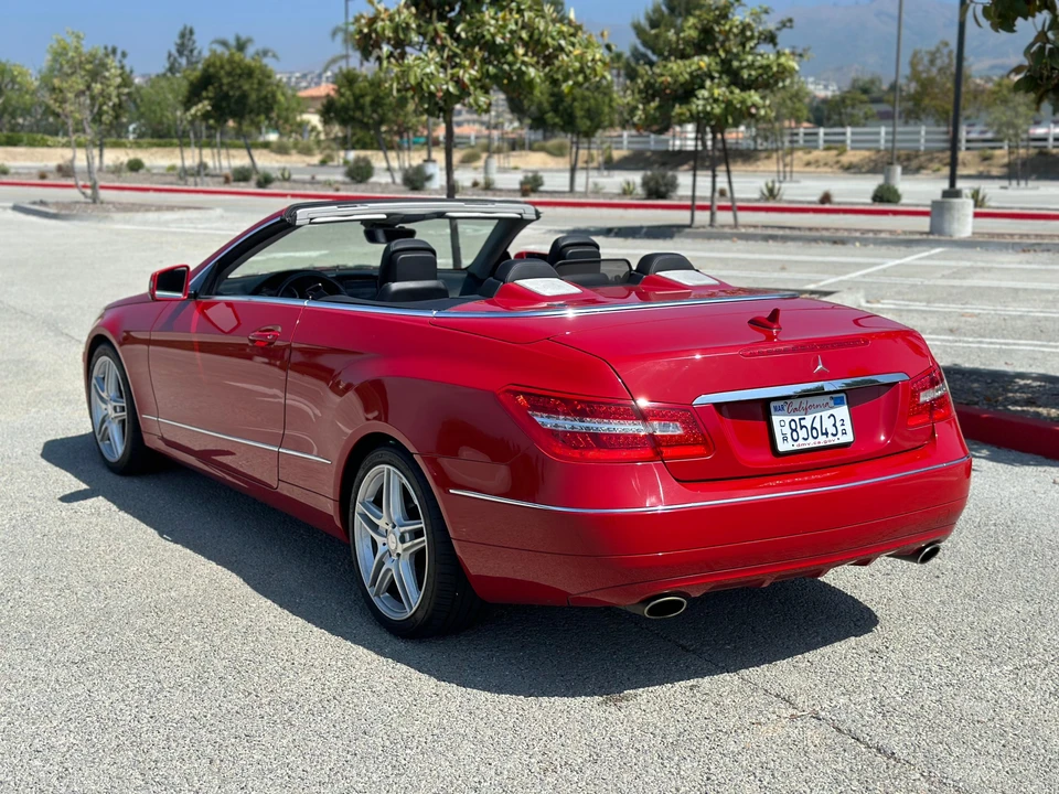 2013 Mercedes-Benz C207/A207 E-Class Coupe & Convertible - Image 9 of 31