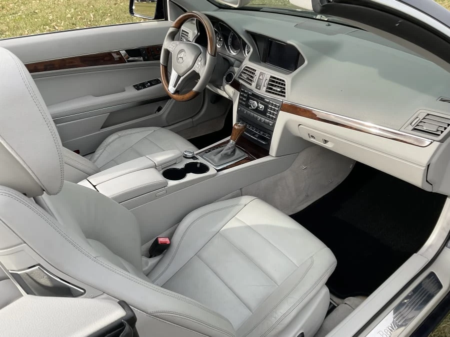 2013 Mercedes-Benz C207/A207 E-Class Coupe & Convertible - Image 9 of 12