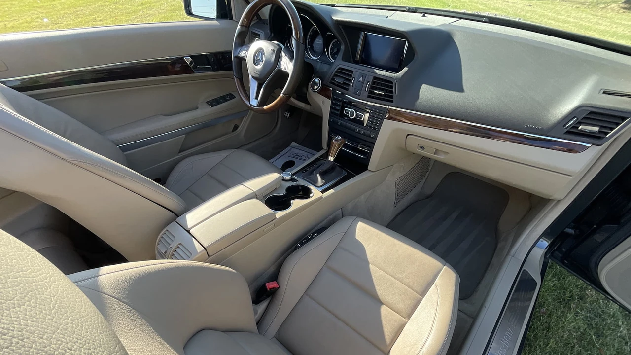 2013 Mercedes-Benz C207/A207 E-Class Coupe & Convertible - Image 6 of 16