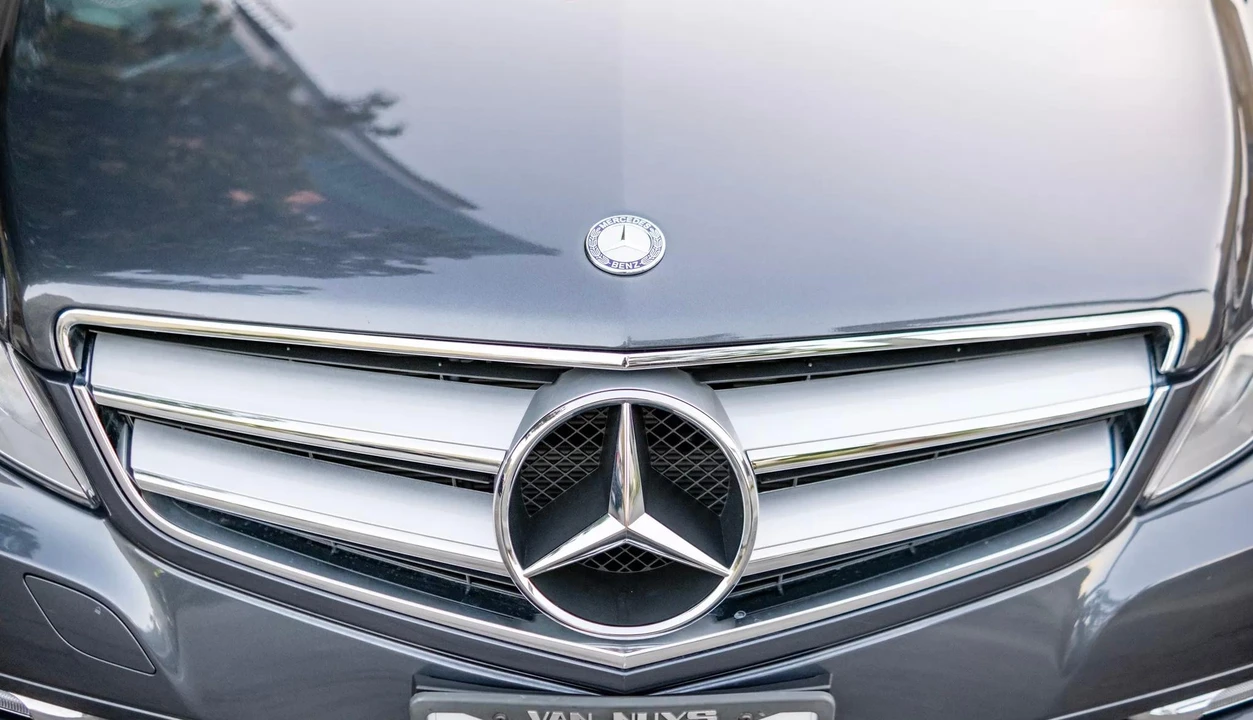 2013 Mercedes-Benz C207/A207 E-Class Coupe & Convertible - Image 23 of 31