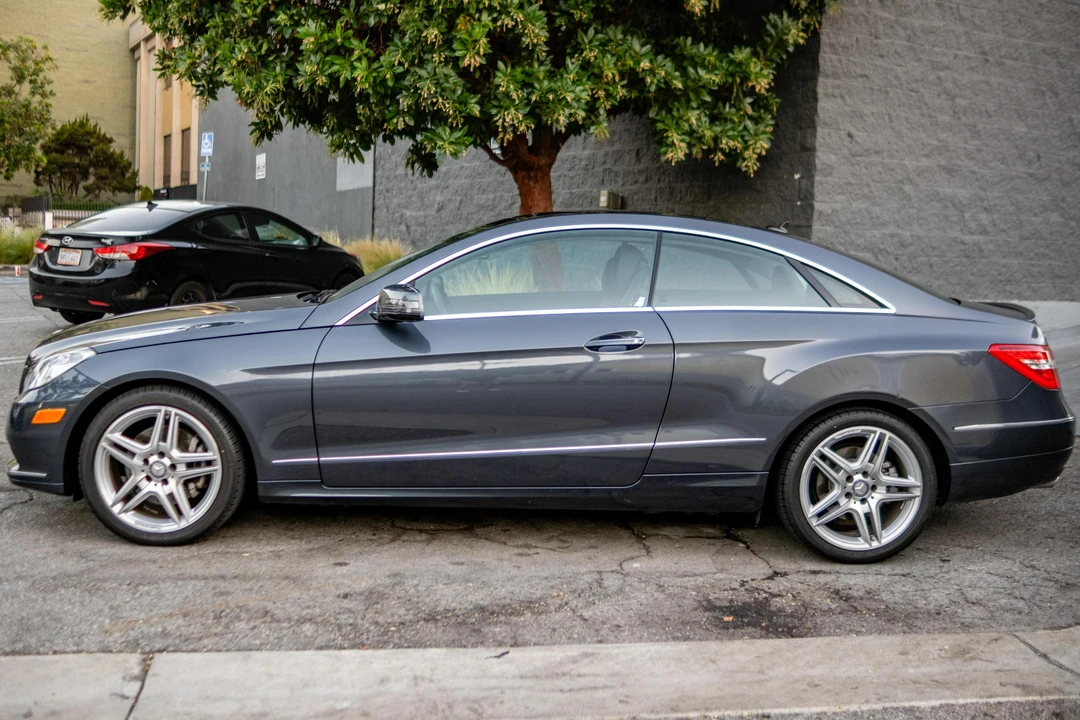 2013 Mercedes-Benz C207/A207 E-Class Coupe & Convertible - Image 8 of 31