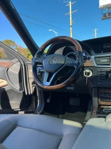 2013 Mercedes-Benz W212 E-Class - Image 10 of 19