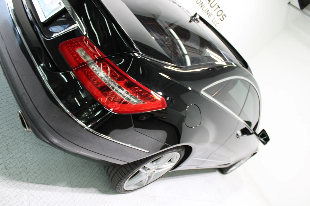 2013 Mercedes-Benz C207/A207 E-Class Coupe & Convertible - Image 18 of 21