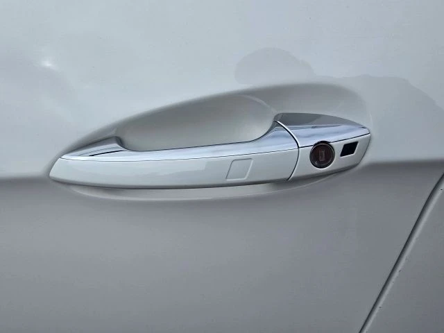 2013 Mercedes-Benz W212 E-Class - Image 19 of 21