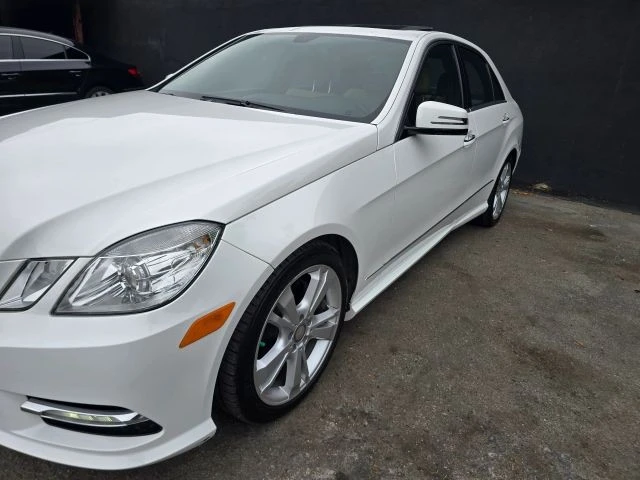 2013 Mercedes-Benz W212 E-Class - Image 9 of 21
