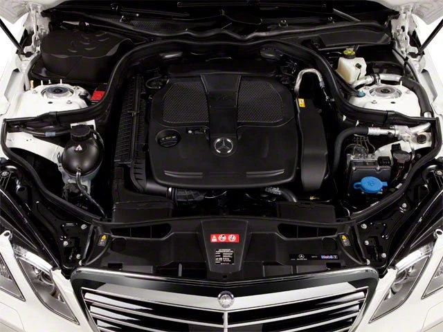 2013 Mercedes-Benz W212 E-Class - Image 13 of 17