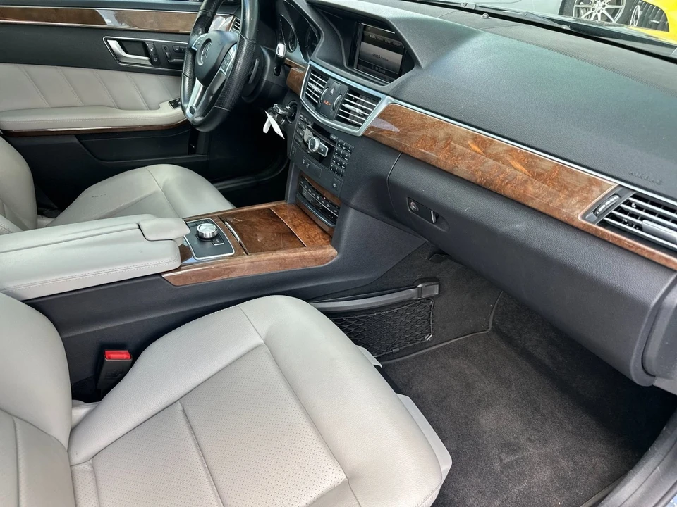 2013 Mercedes-Benz W212 E-Class - Image 16 of 21