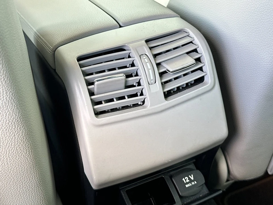 2013 Mercedes-Benz W212 E-Class - Image 13 of 21
