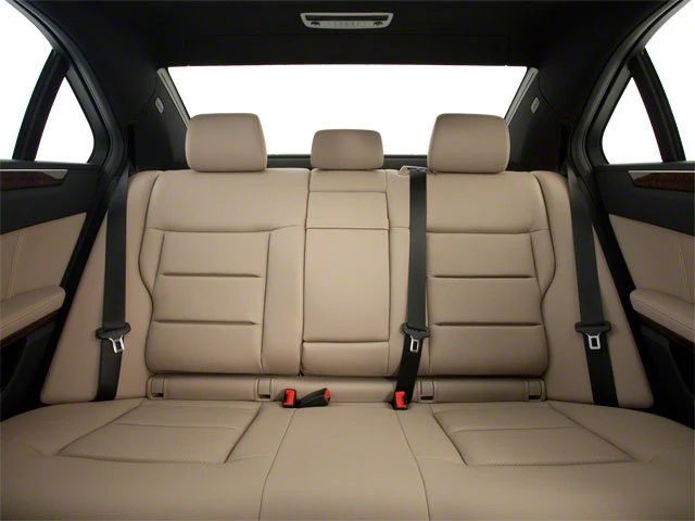 2013 Mercedes-Benz W212 E-Class - Image 14 of 17