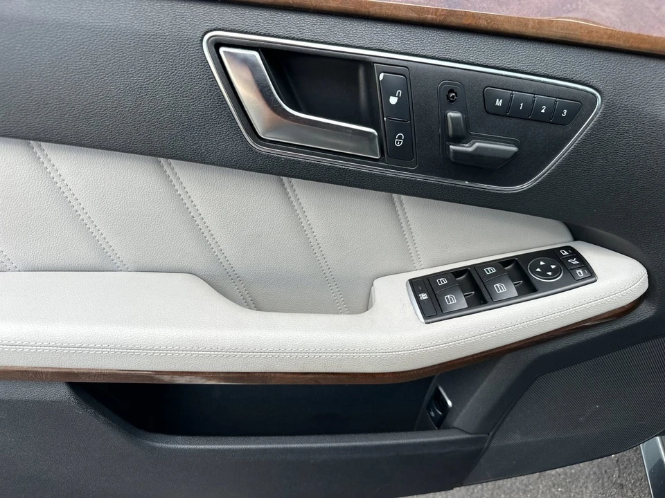 2013 Mercedes-Benz W212 E-Class - Image 11 of 21