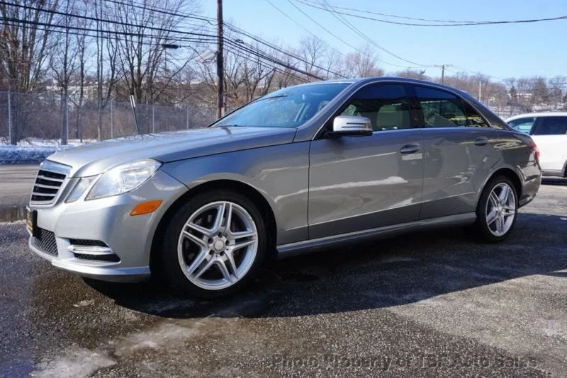 2013 Mercedes-Benz W212 E-Class - Image 3 of 12